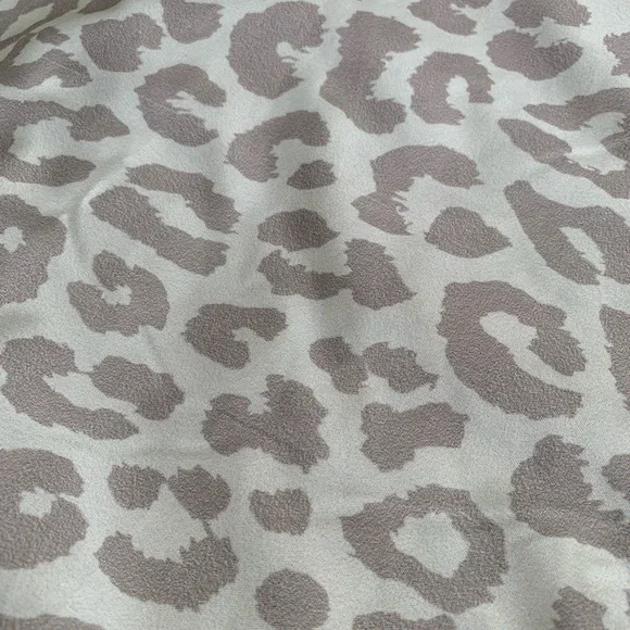 White Leopard Curtain Bundle with Rachel Zoe Pillows - Picture 3 of 4